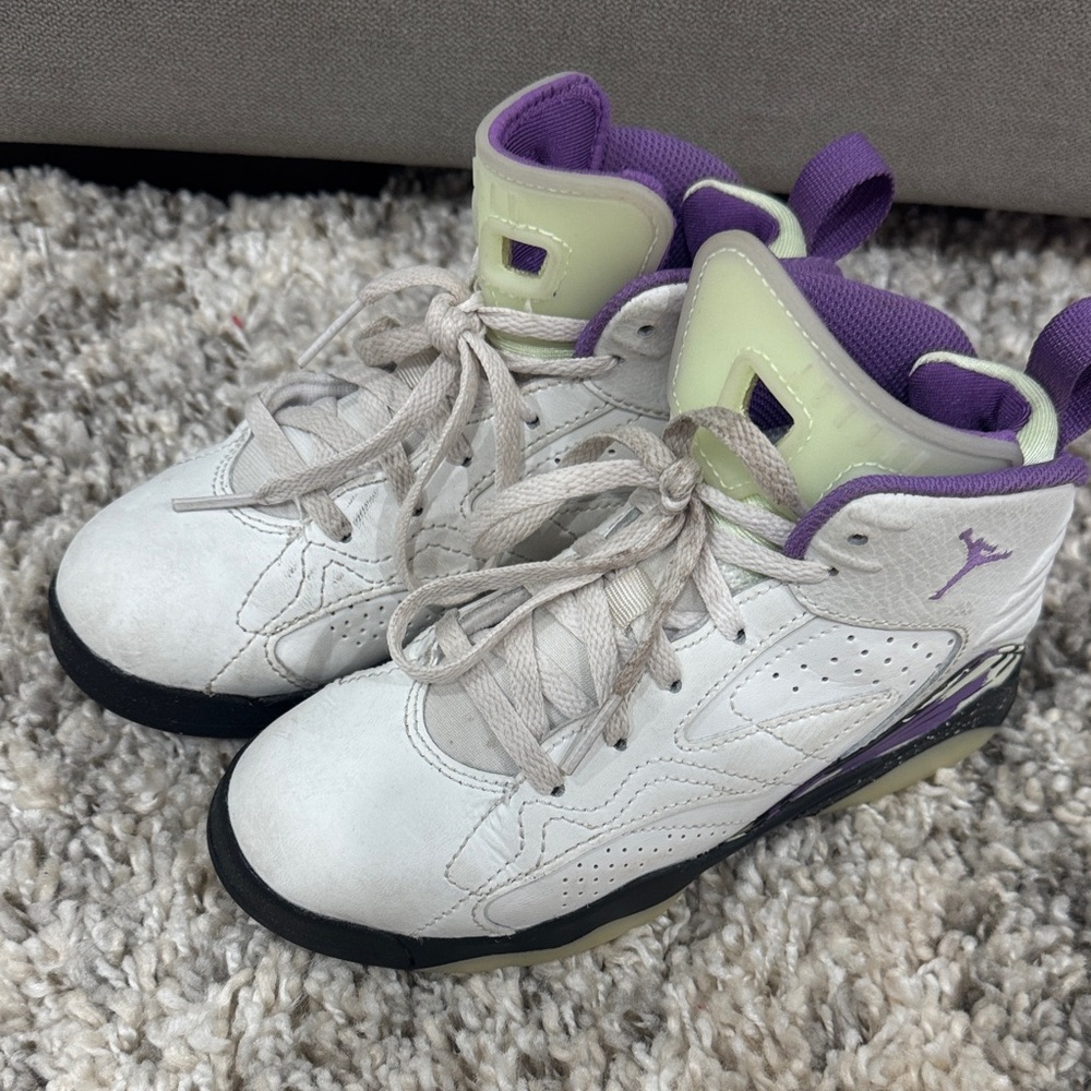 SOLD Kids White and Purple Jordans - Picture 2 of 5